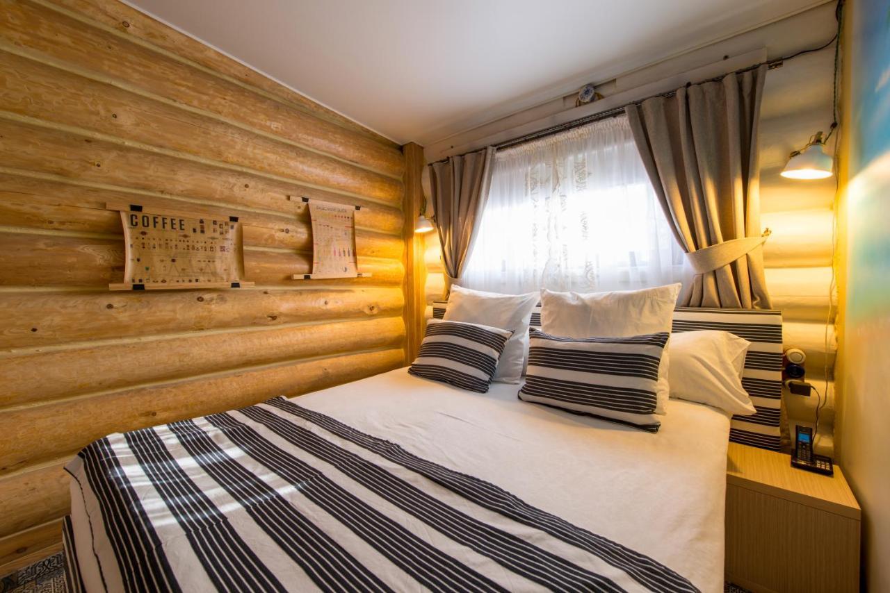 Inn Ozz Karagandy Εξωτερικό φωτογραφία