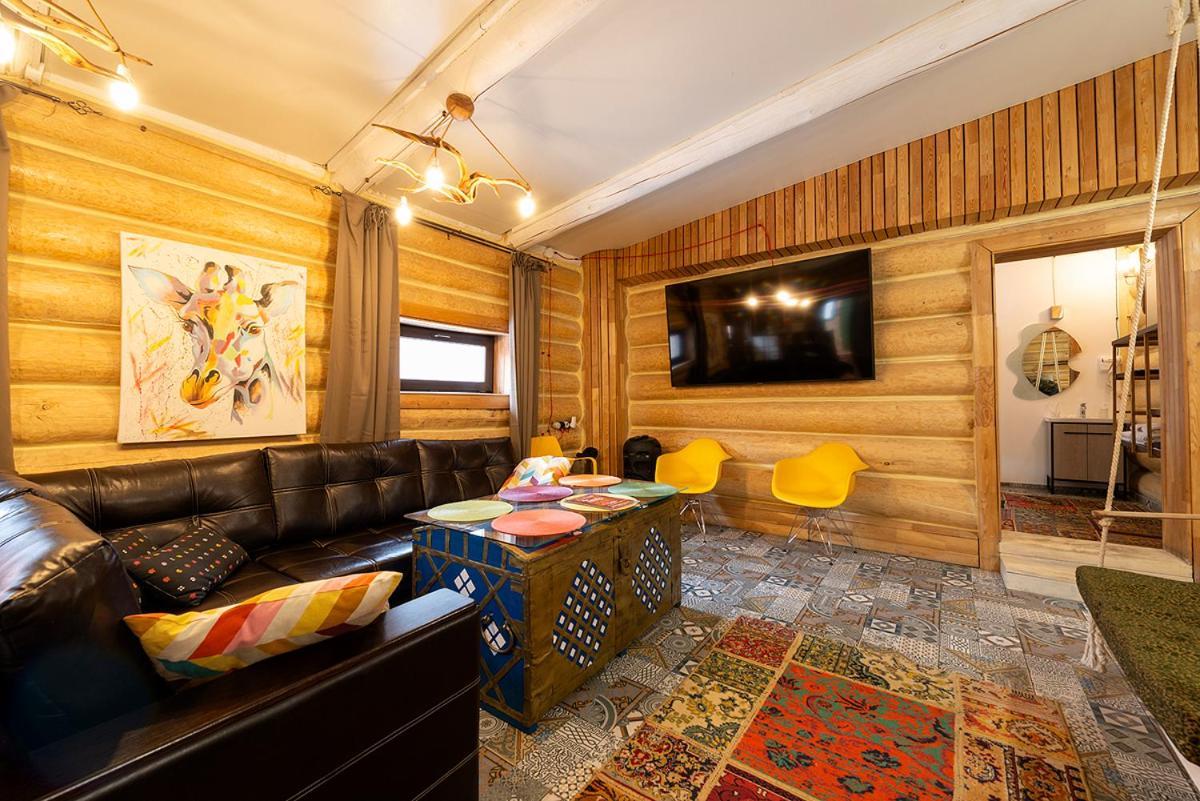 Inn Ozz Karagandy Εξωτερικό φωτογραφία