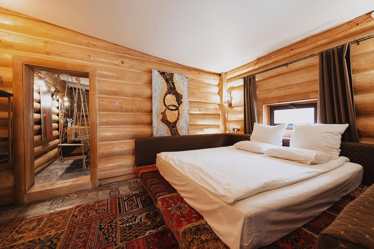 Inn Ozz Karagandy Εξωτερικό φωτογραφία