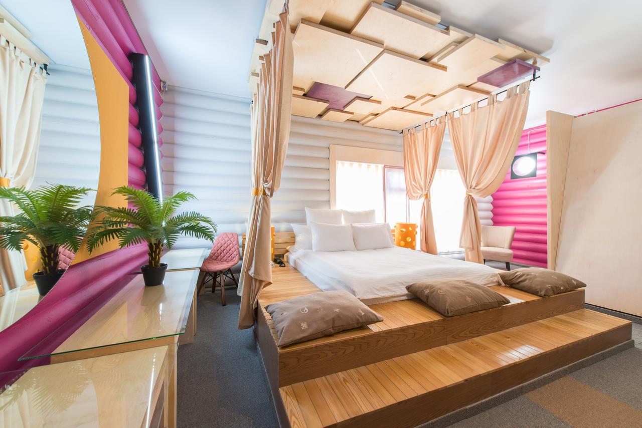 Inn Ozz Karagandy Εξωτερικό φωτογραφία